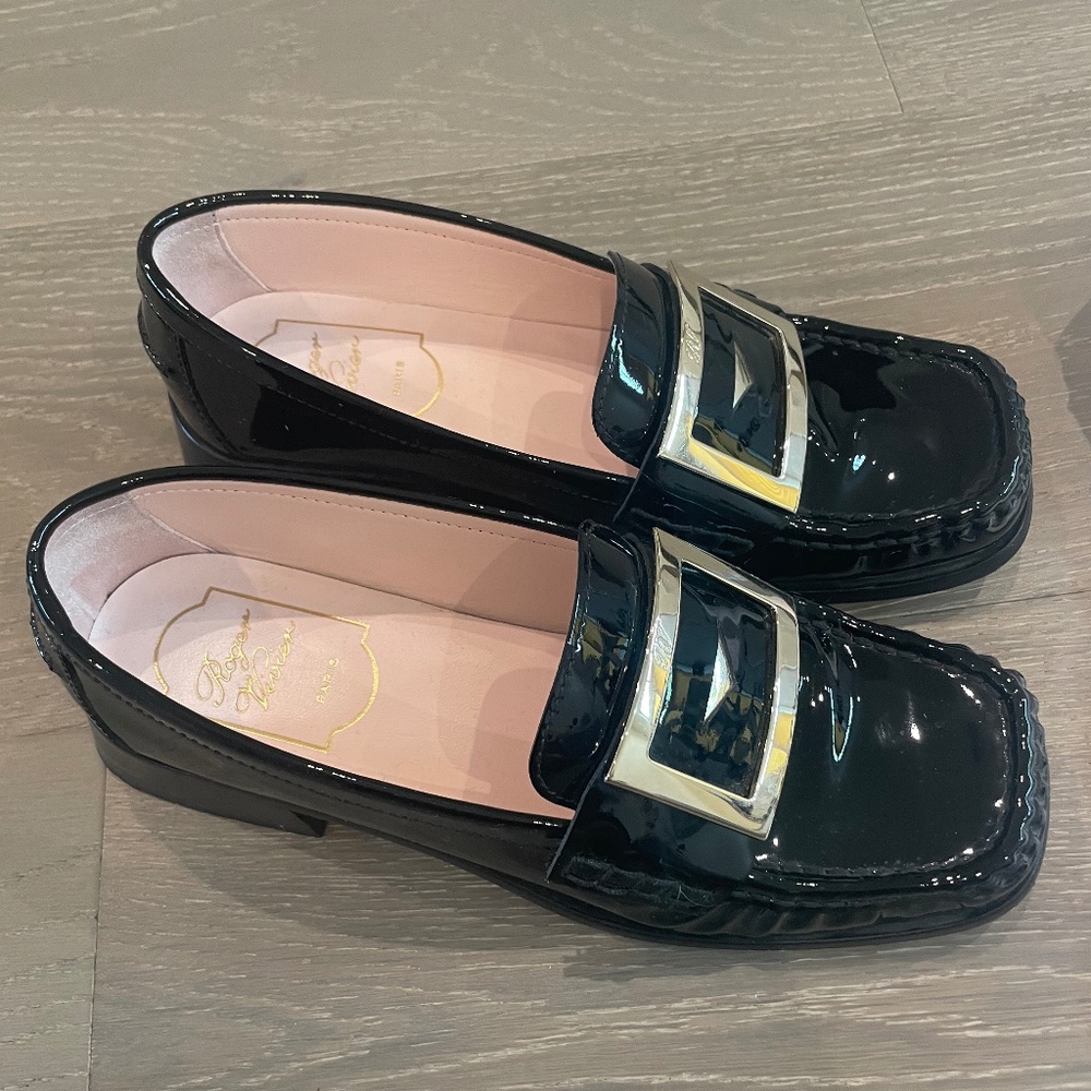 Roger Vivier Shiny Leather Loafer